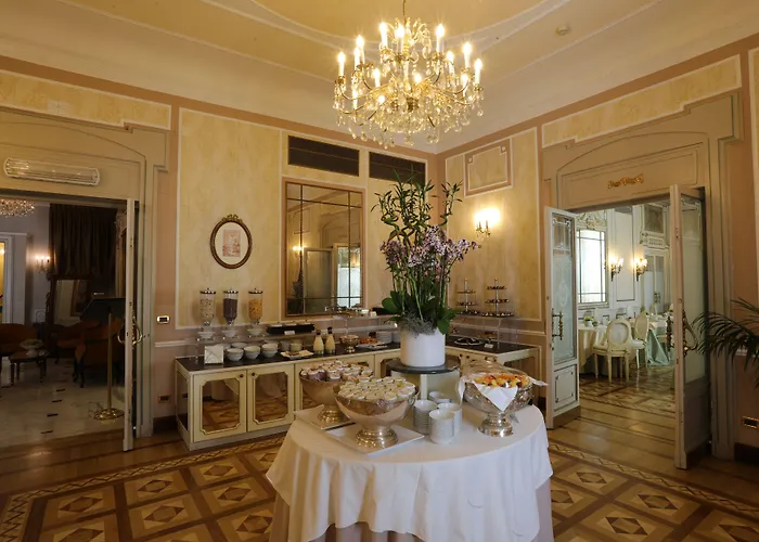 Hotel Bristol Palace